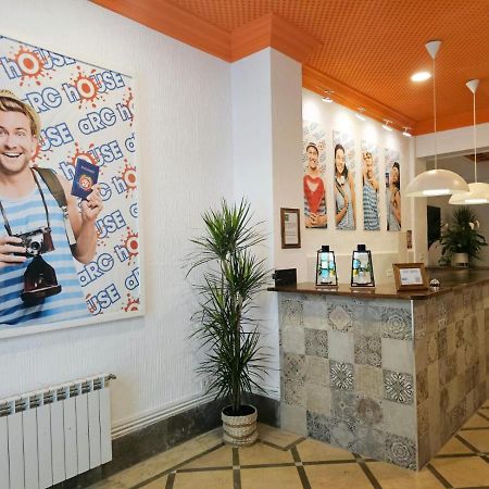 Arc House Granada Hotel ภายนอก รูปภาพ