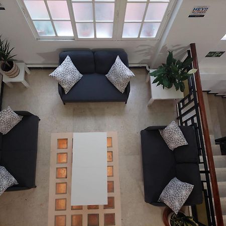 Arc House Granada Hotel ภายนอก รูปภาพ
