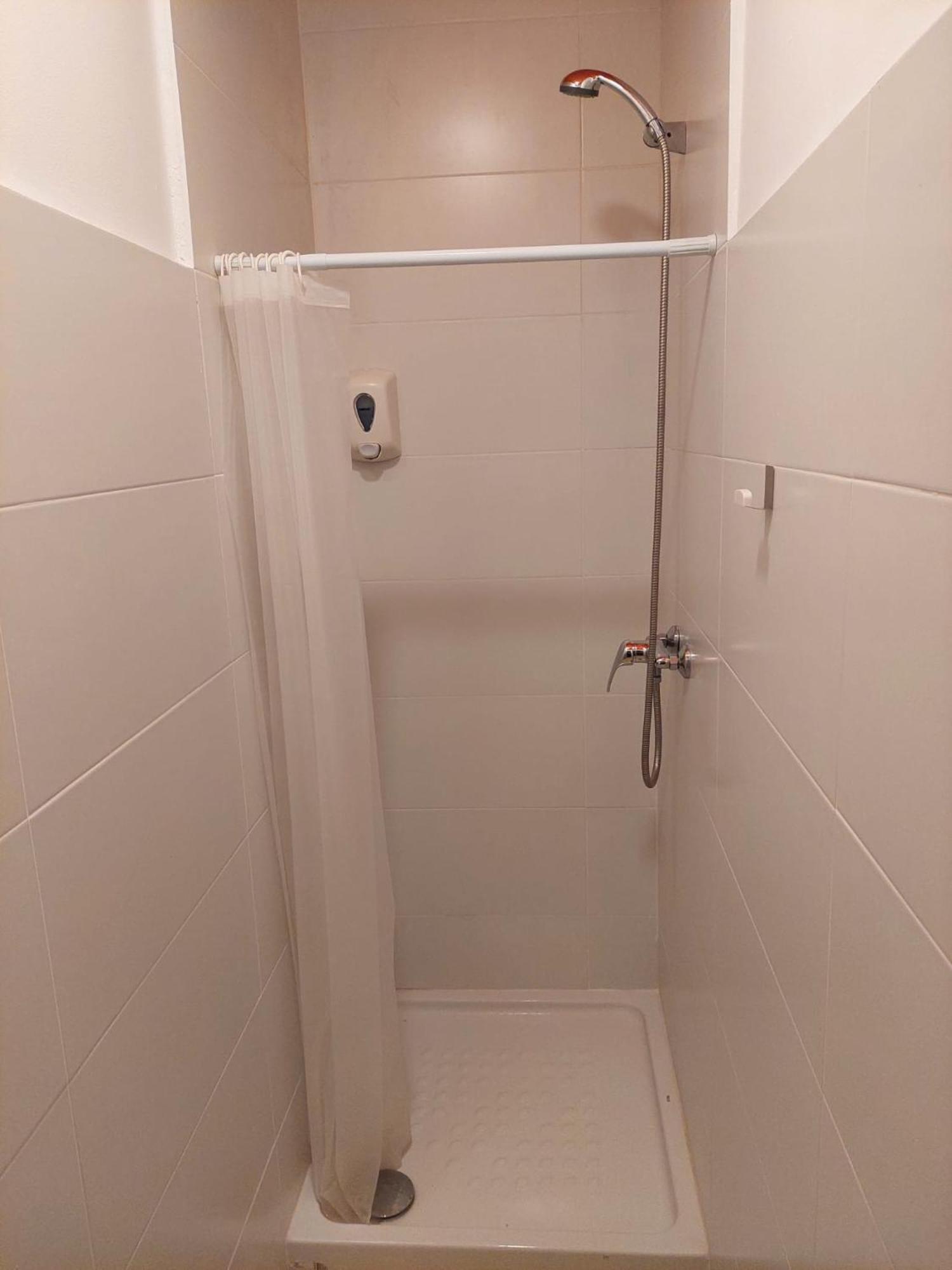 Arc House Granada Hotel ภายนอก รูปภาพ